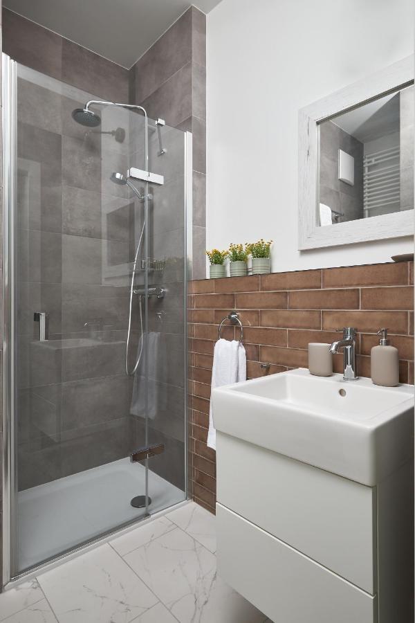 Apartament Maly Prl - Mlyn Maria - Art Apartments Вроцлав Екстериор снимка